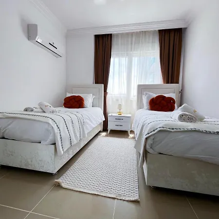 Toros 16 By Newinn Apartment *